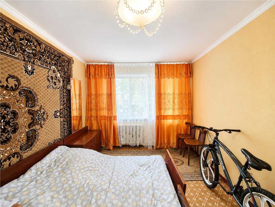 Продам 3 комн квартиру на 3 мкр