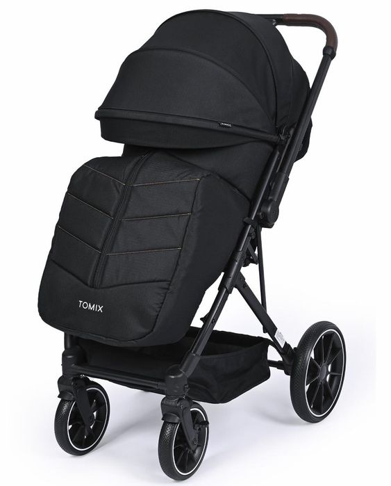 Коляска Tomix прогулочная б/у