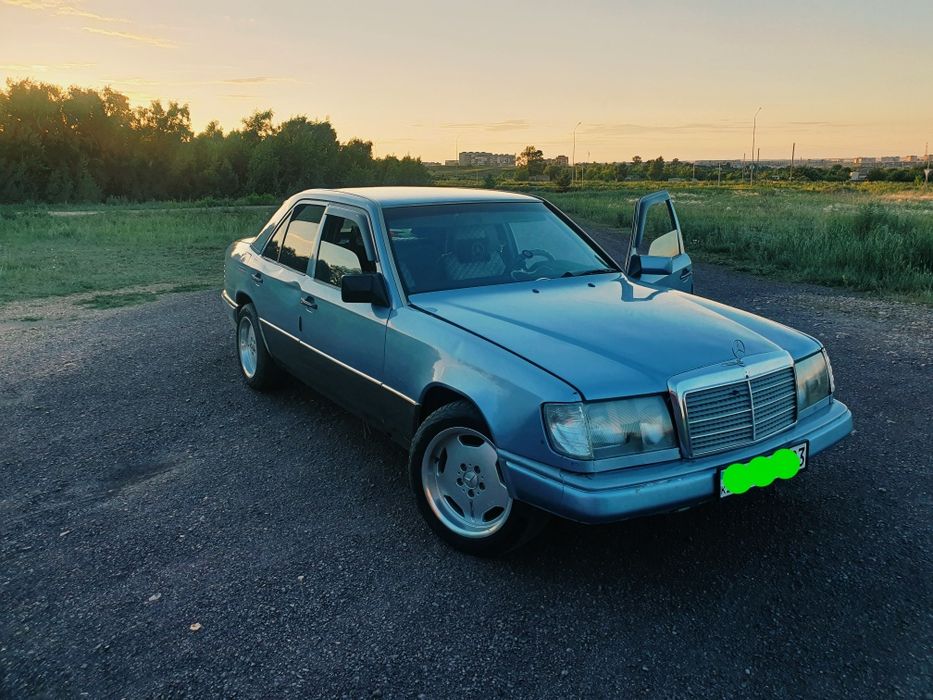 Продам 124 е 260