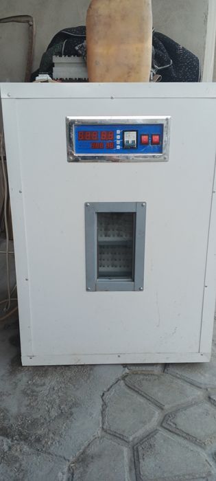 Инкубатор апарати