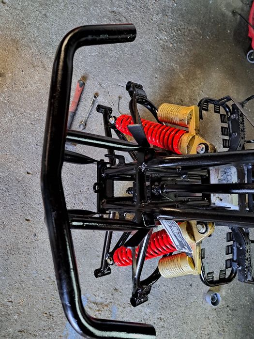 Vand atv 125cm³ refăcut de la 0