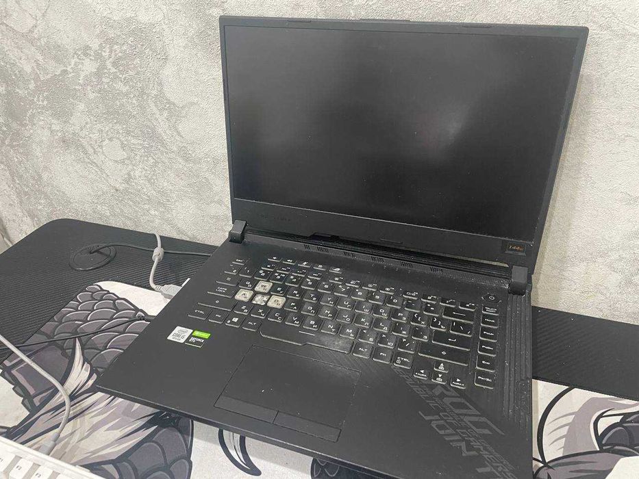 Ноутбук ASUS ROG Strix G512LI