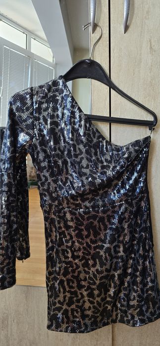 Рокля с пайети Replica moda ,размер М