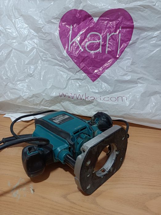 Продается электрический фрезер Makita