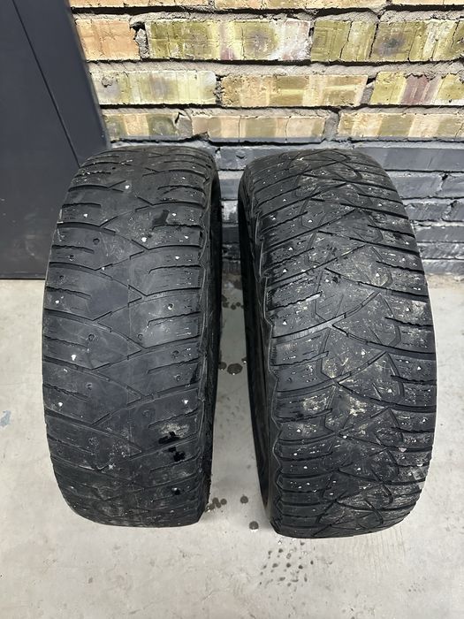 Резина на камри на 16