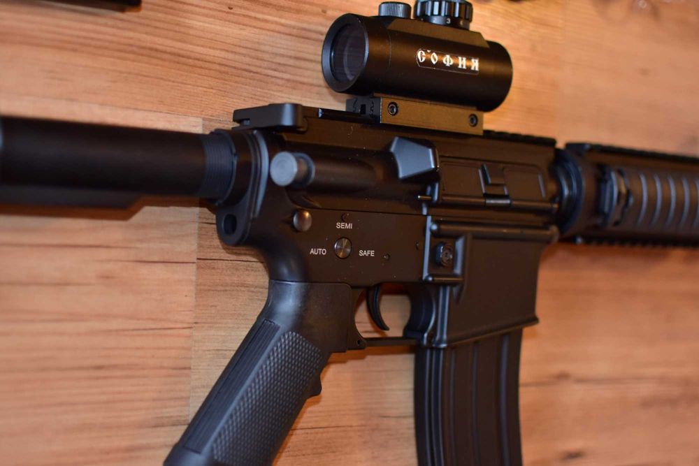 М4 - CYMA 607 пушка за еърсофт