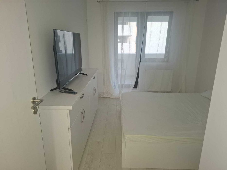 Inchiriez un apartamnet cu 2 camere