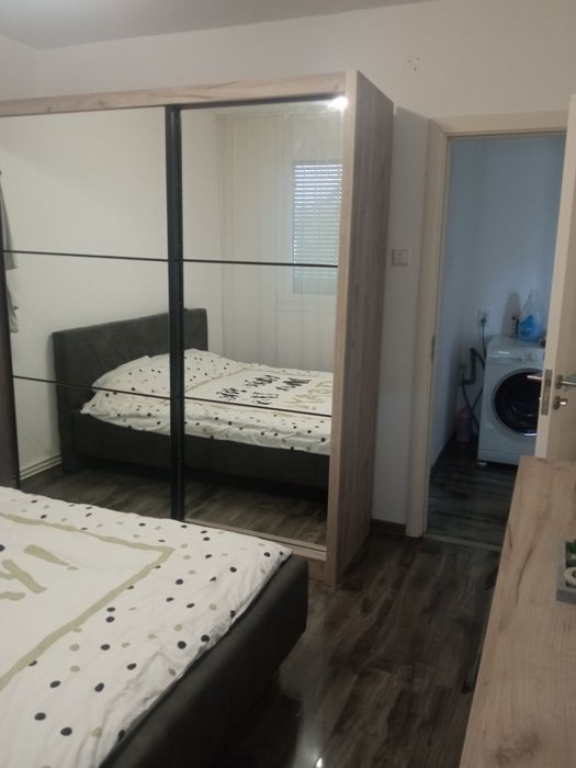 Vand apartament cu 2 camere