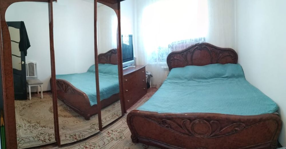 Продам спальний гарнитур