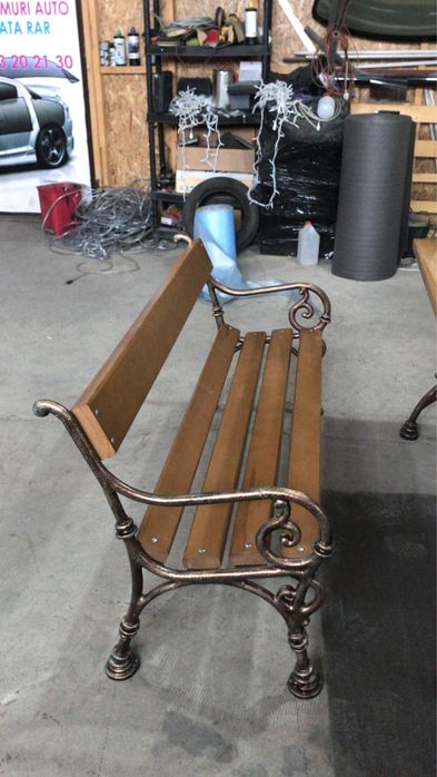 Banca stradal din otel sau fonta