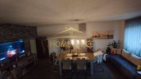 Продава се Тристаен апартамент в Варна, Възраждане 4 - 133 кв.м за 1655 €/кв.м - Снимка #8