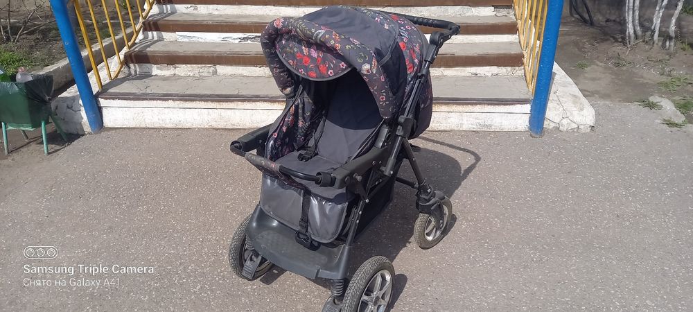 Продам коляску пионер