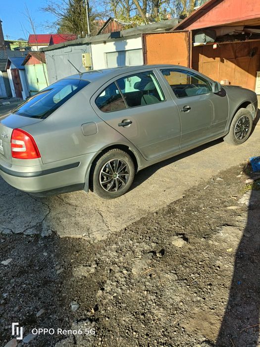 Skoda Octavia 2 berlina 2011 110000 km euro 5.impozit anual. 140 lei