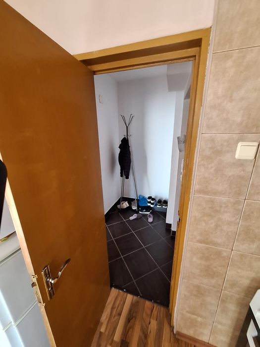 Apartament 2 camere Oltenița | Bd. Republicii | Etaj 2 | Centrală proprie | Vedere grădină