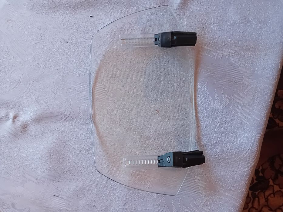 Deflector parbriz moto.