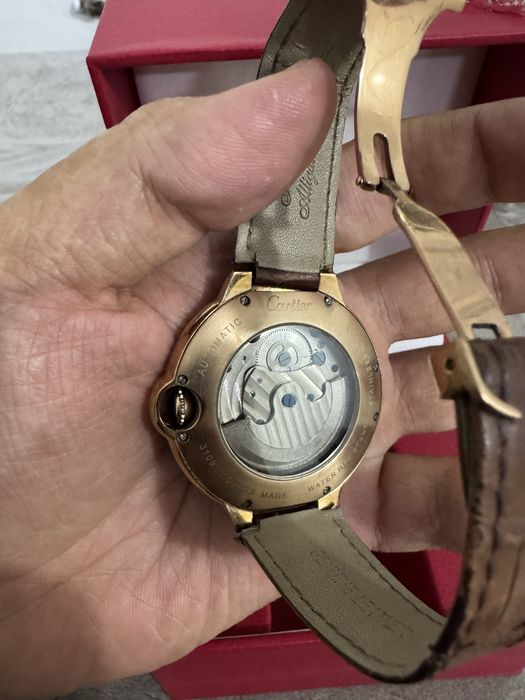 Продам часы Cartier