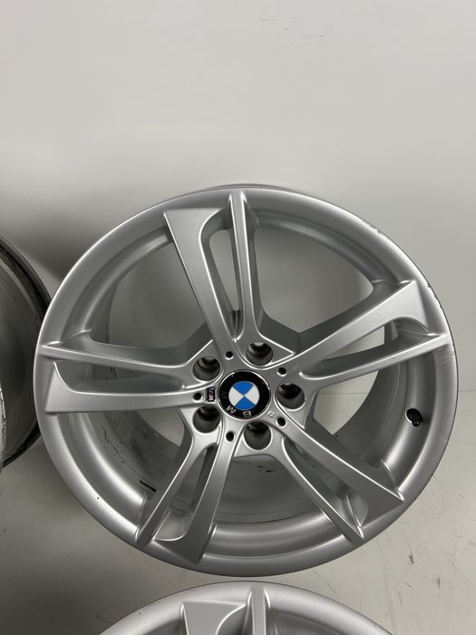 Se vinde set jante originale BMW M X3/X4 R19 in 2 dimensiuni