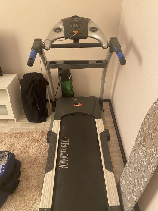 Продам беговую дорожку