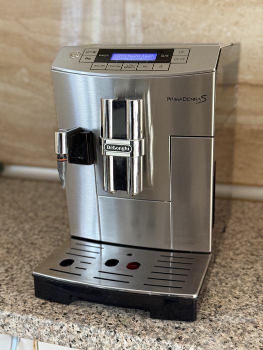 Aparat de cafea Expresor DeLonghi PrimaDonna S