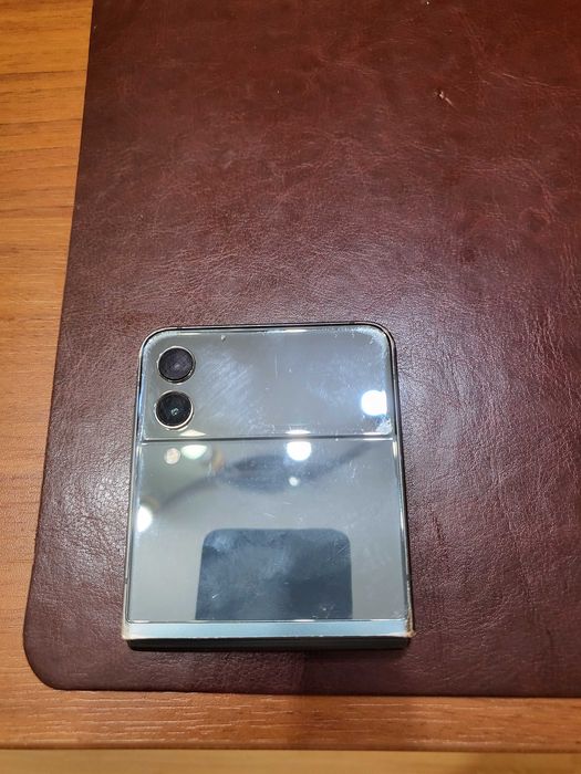 Samsung Flip ecran decedat, sigilat.