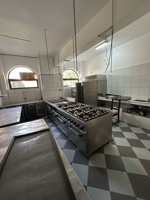 Echipament bucătărie HORECA inox, restaurant funcțională