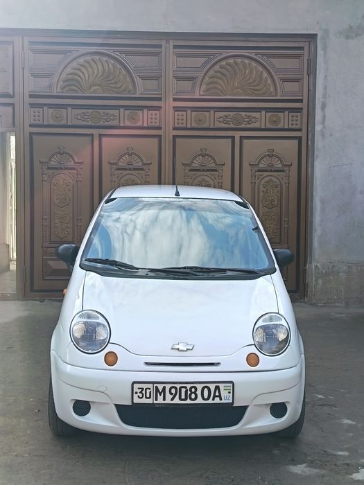 Holati haxshi kalonka magnitofon qoyilga