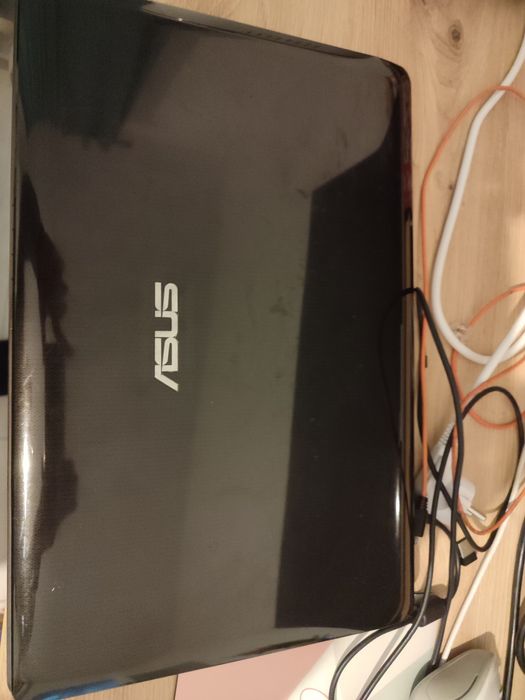 Laptop Asus i3-2.53Ghz