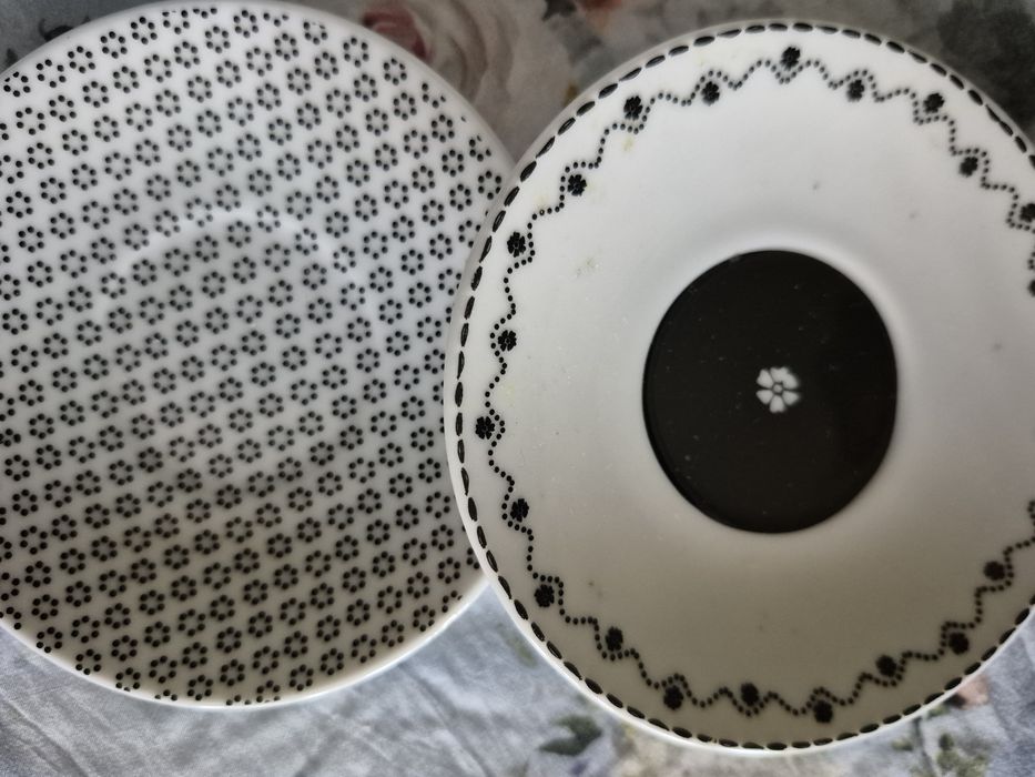 Чаши от Еnglish home. Комплект за кафе-2 броя.