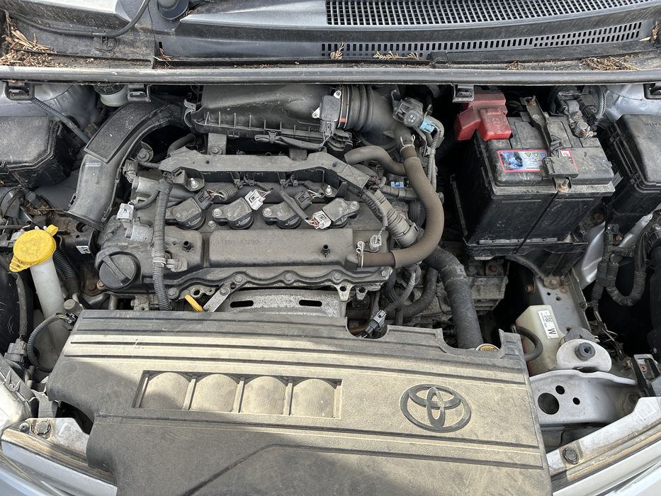 Toyota Yaris Тойота Ярис 1.33 vvti 99 кс 2011г На Части!