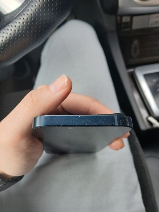 Срочно продам Iphone 14