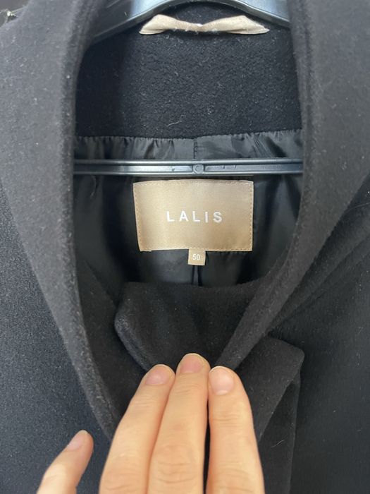 Пальто демисезонная