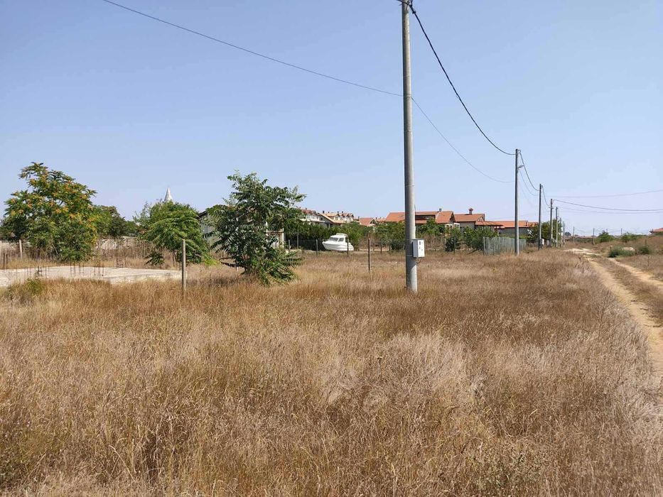 Продава се Парцел в Каварна - 739 кв.м за 18 €/кв.м - Снимка #3