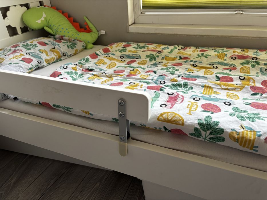 Детско легло и скрин от Икеа в перфектно състояние