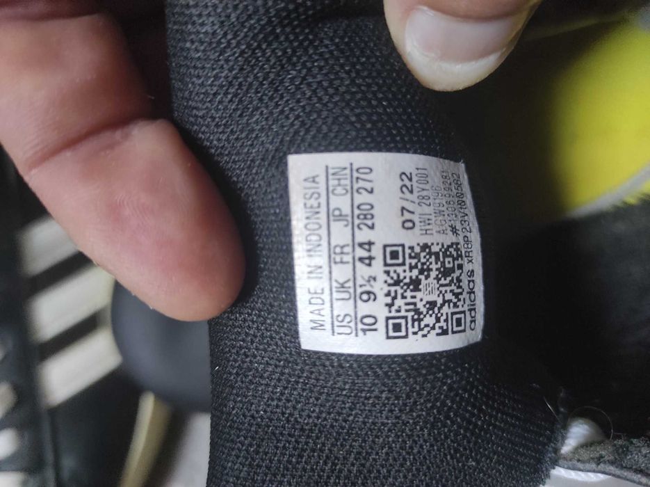 Оригинални маратонки Adidas