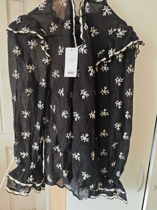 Официална риза бродерия Lipsy London