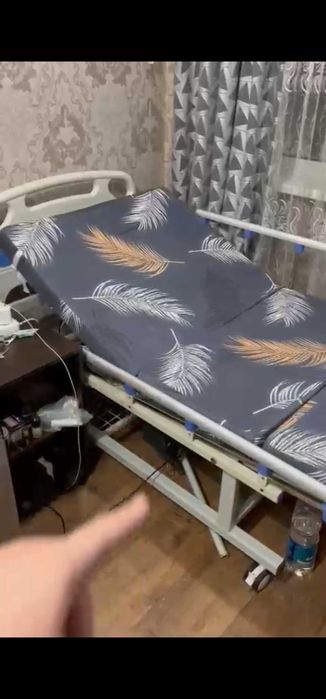 Кровать медицинская