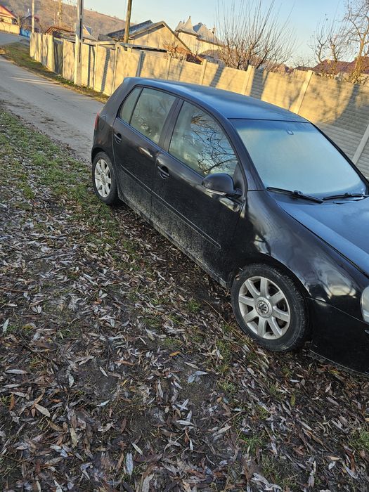 Dezmembrez vw golf 5 1.9 5 trepte