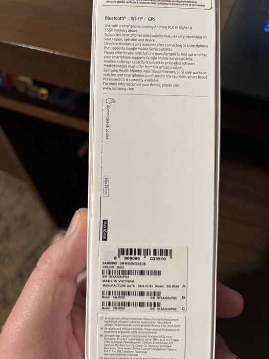 Samsung Galaxy Watch 6 Gold 40mm BT + Curea Grey Cadou