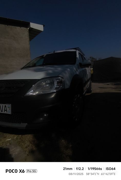 Lada largus cros