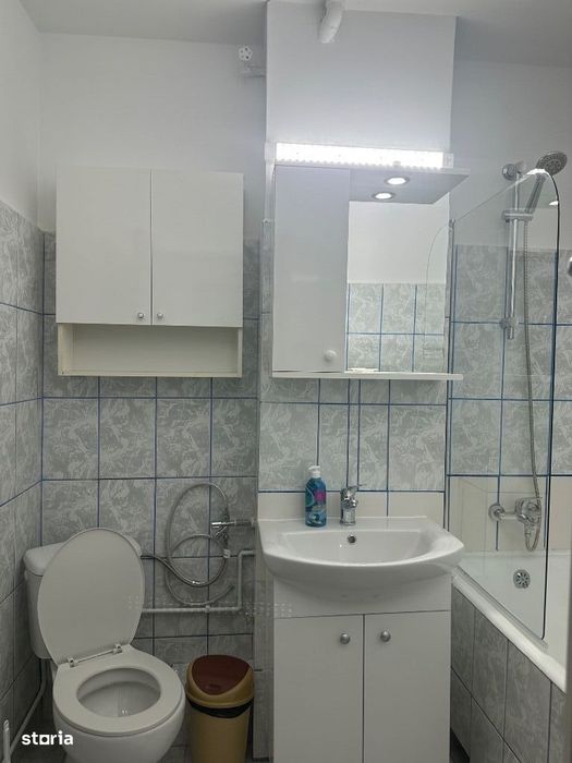 Campina - ap. 2 cam renovat - mobilat - 1800 Lei/Luna