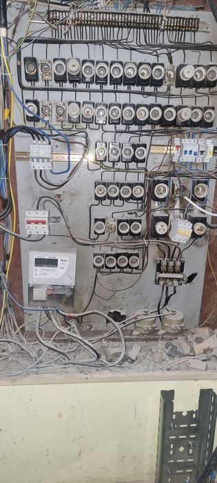 Instalații Electrice Complete - Electroliv (Autorizat)