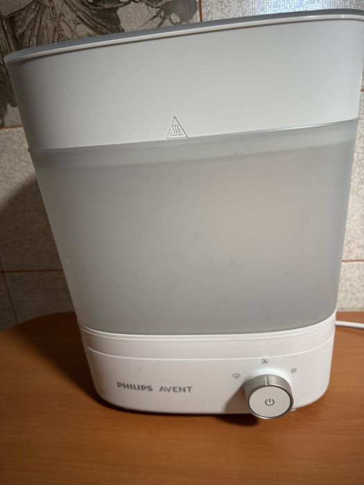 Sterilizator cu uscator Avent
