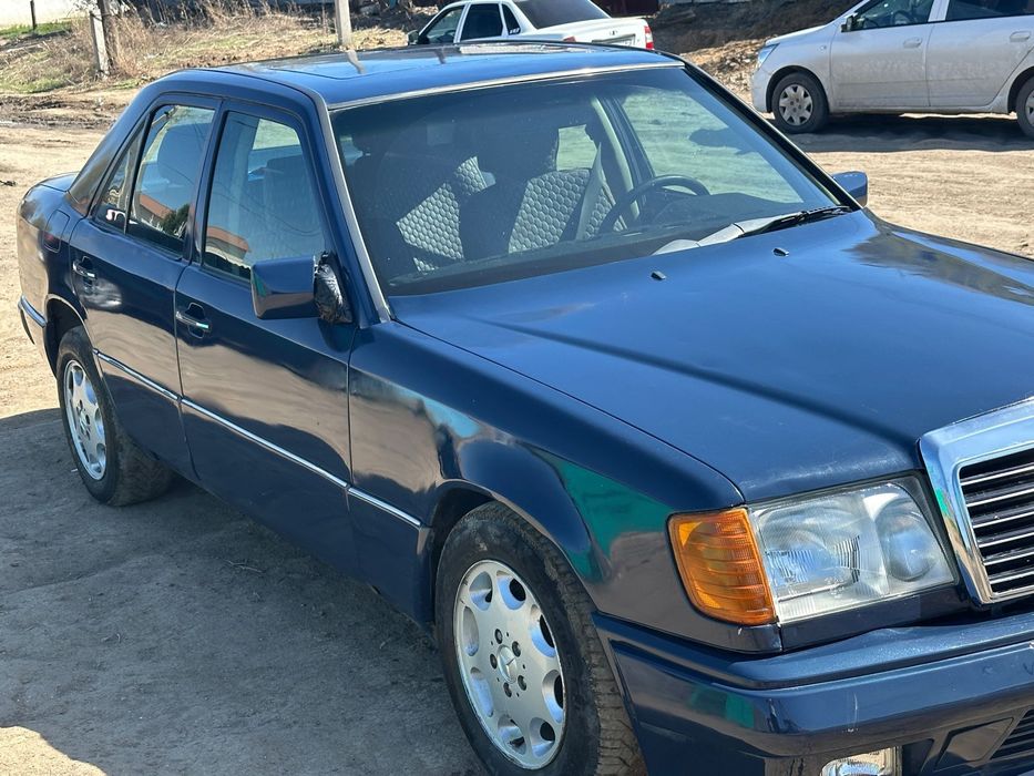 Продам Мерседес W124