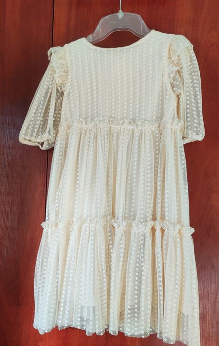 Нежна рокля за момиче 116см