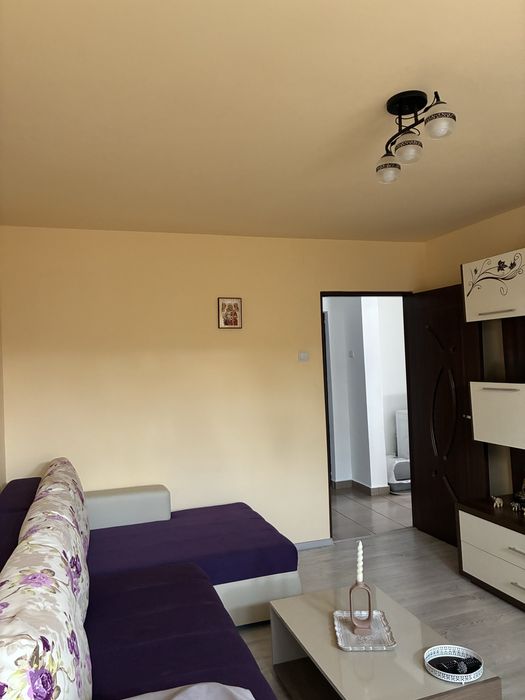 Apartament de vanzare decomandat