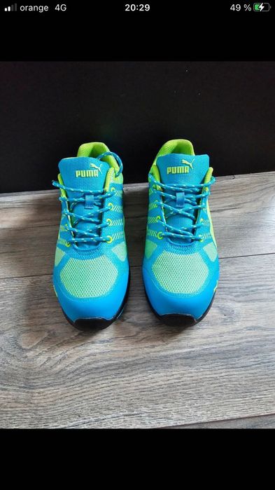 Adidasi puma de munca cu protecție  marimea 36.