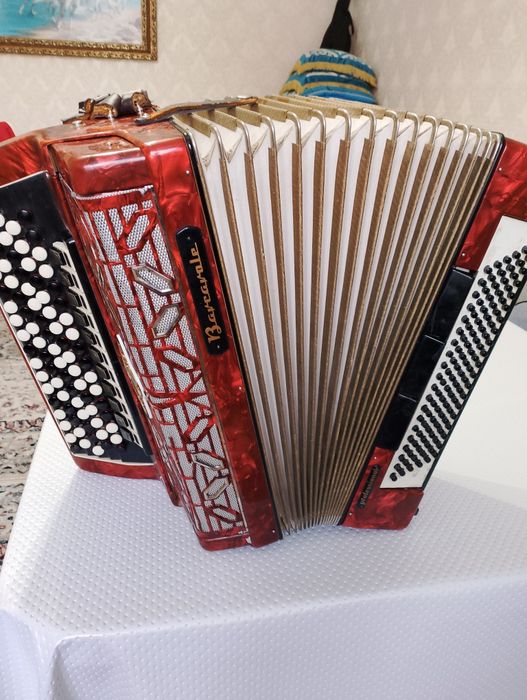 Продается немецкий баян Баркароле