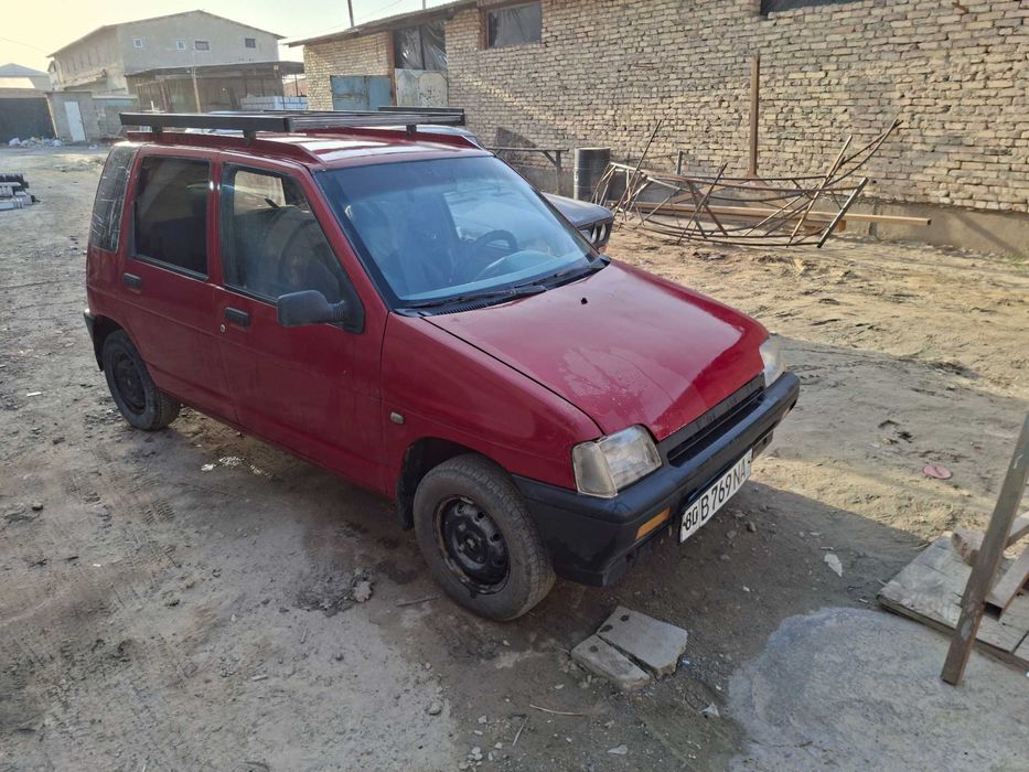 Тико сотилади 2000 йил.