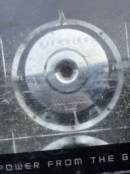 Subwofer Hifonics si unu Crunch