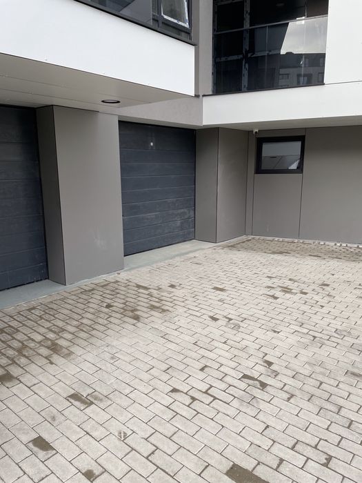 Дава се под наем Гараж / Паркомясто в София, Кръстова вада - 18 кв.м за 140 € - Снимка #1